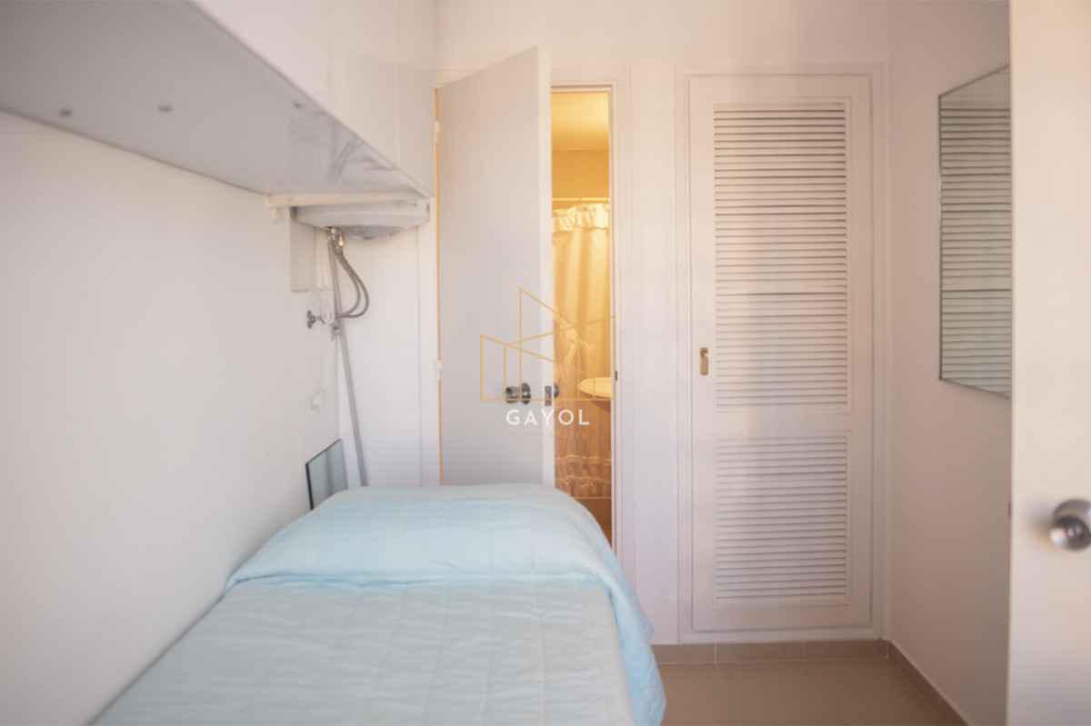 Apartamento ID.901 - Vende departamento de 3 dormitorios con vista al Puerto, Punta del Este