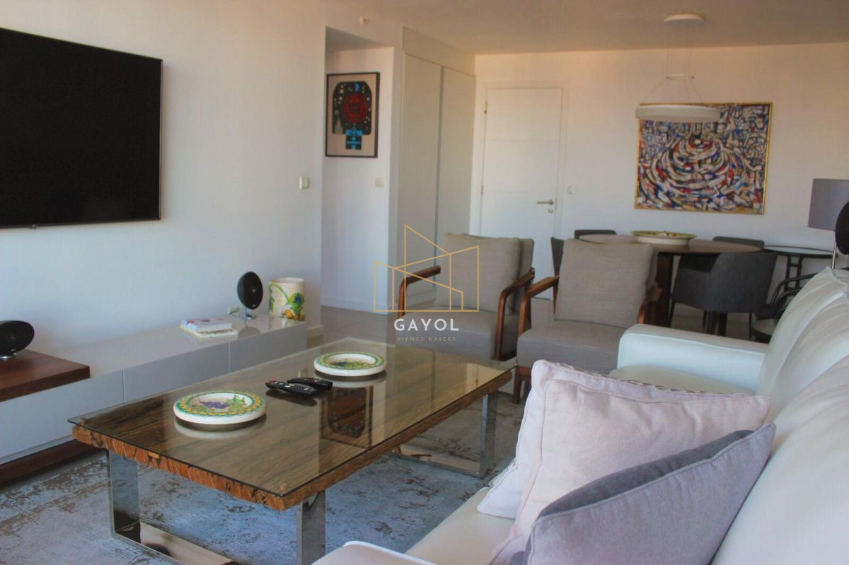 Apartamento ID.126 - ALQUILER EN ENERO EN TORRE ONE II, VISTA AL MAR, MUY BUENOS AMENITIES