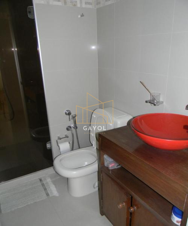Apartamento ID.903 - Apartamento en venta con vista al puerto !