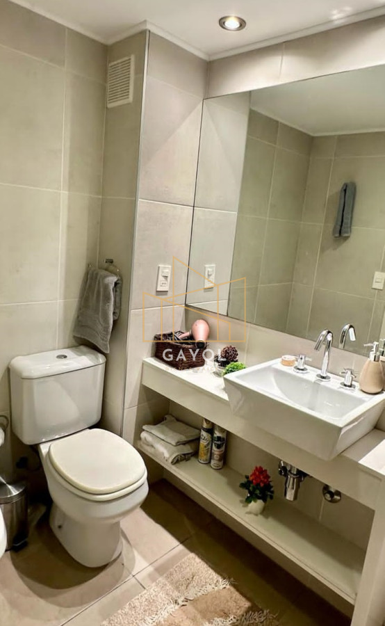 Apartamento ID.351 - Se vende excelente apartamento con vista inigualable en Roosevelt, Punta del Este, de 2 dormitorios.