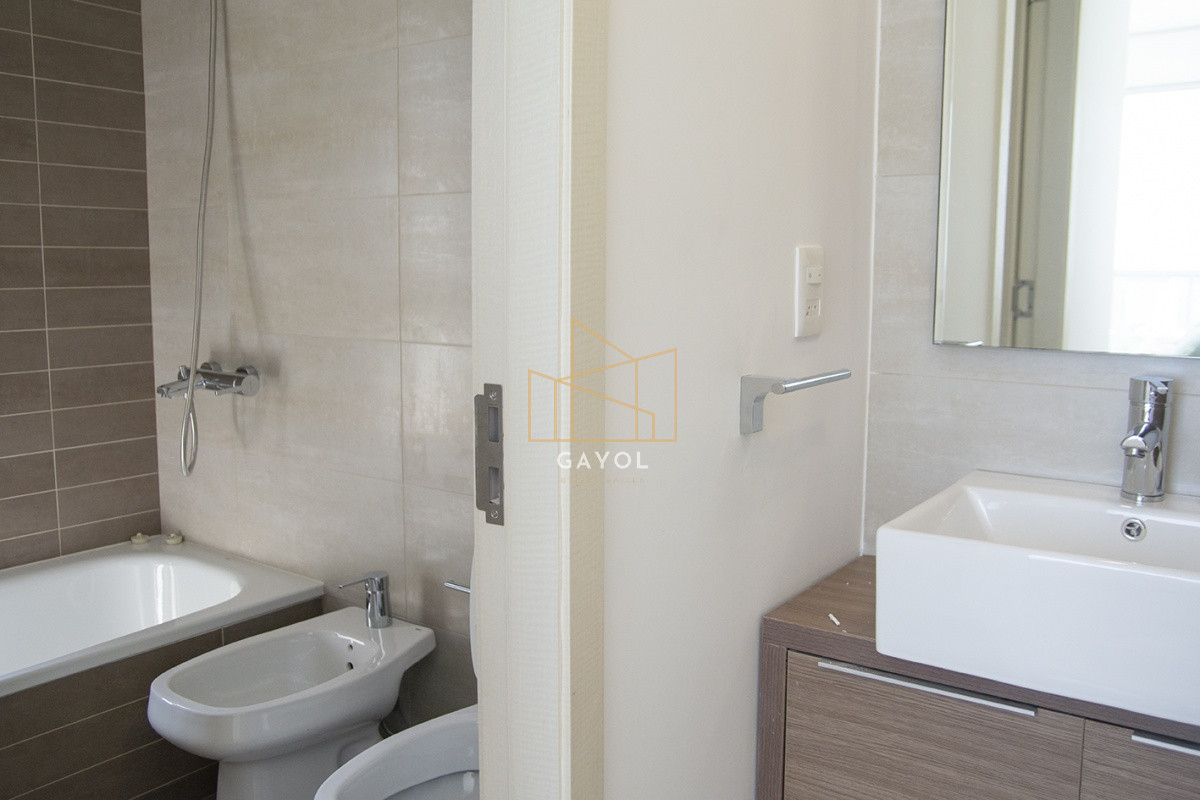 Apartamento ID.866 - Apartamento  de 2 dormitorio en Edificio Gala vista , Punta del este , Maldonado 