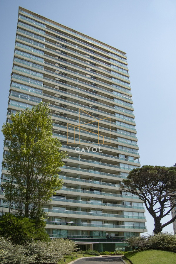 Apartamento ID.866 - Apartamento  de 2 dormitorio en Edificio Gala vista , Punta del este , Maldonado 