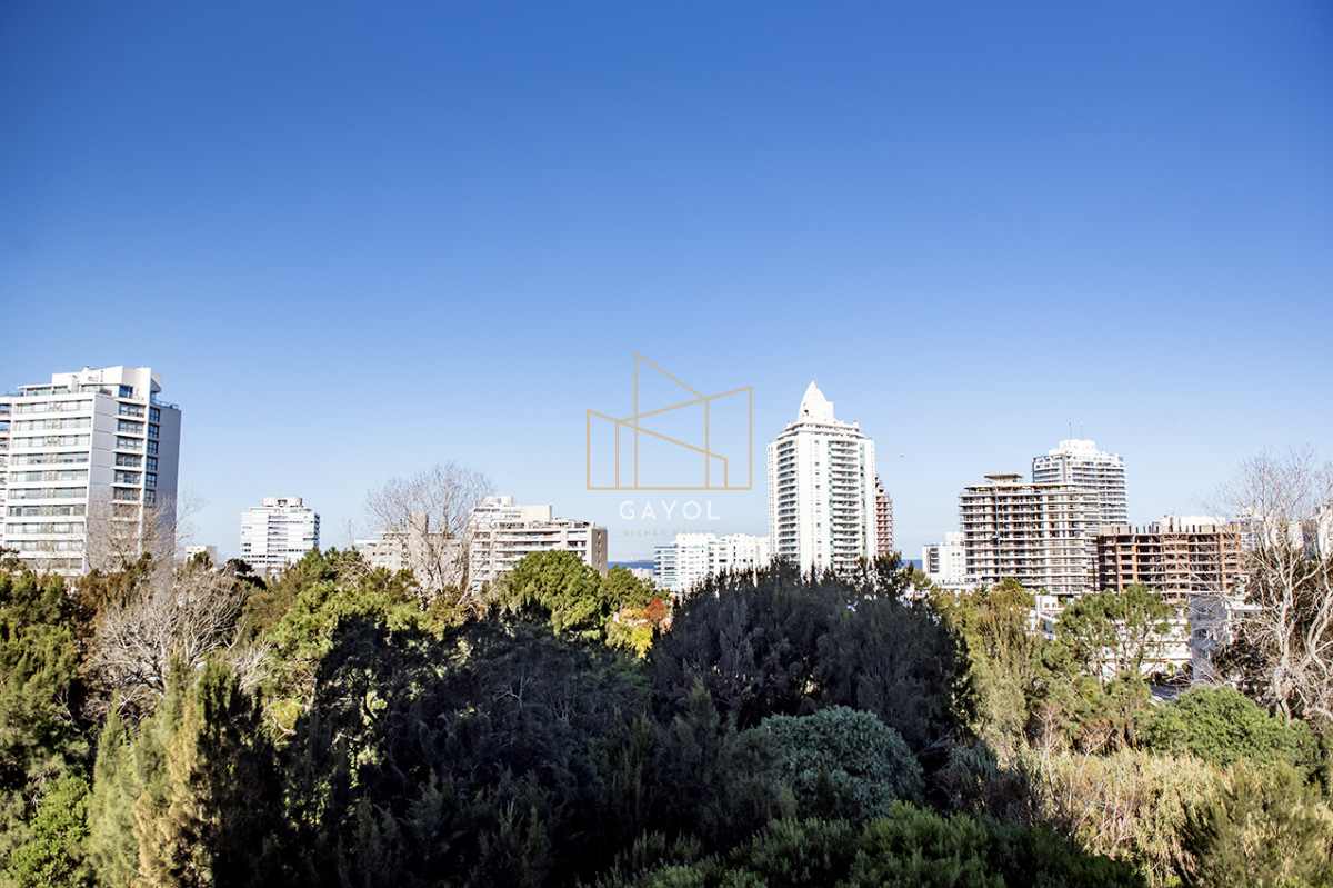 Apartamento ID.806 - Apartamento en Roosevelt 2 dormitorios, 2 baños 