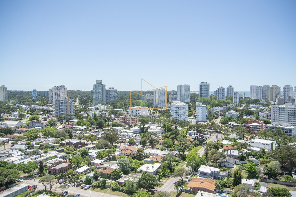 Apartamento ID.136 - Departamento de 2 suites en venta en Alexander Boulevard, Playa Mansa