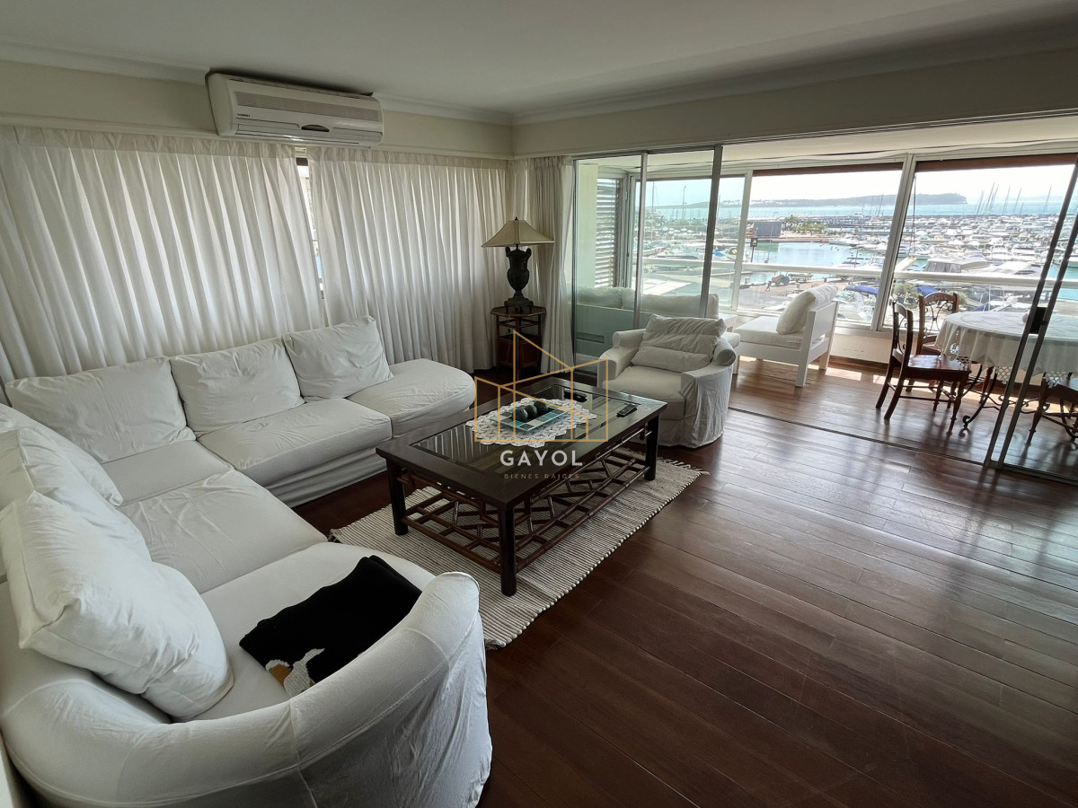 Apartamento ID.906 - Departamento con vista unica frente al puerto,  4 dormitorios