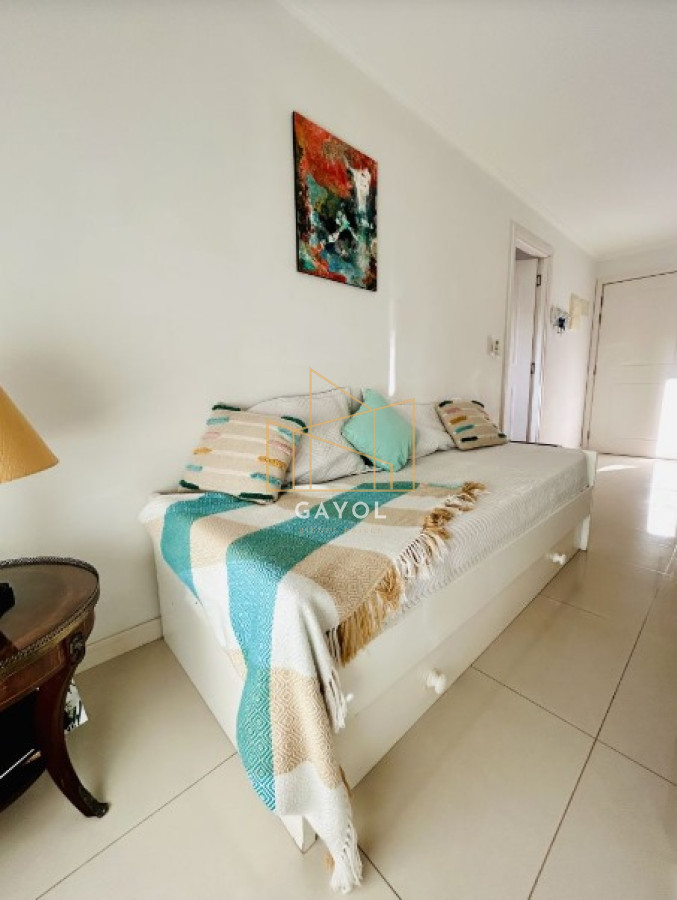 Apartamento ID.173 - Venta Apartamento 1 dormitorio en Punta del Este con todos los servicios a metros del Shopping