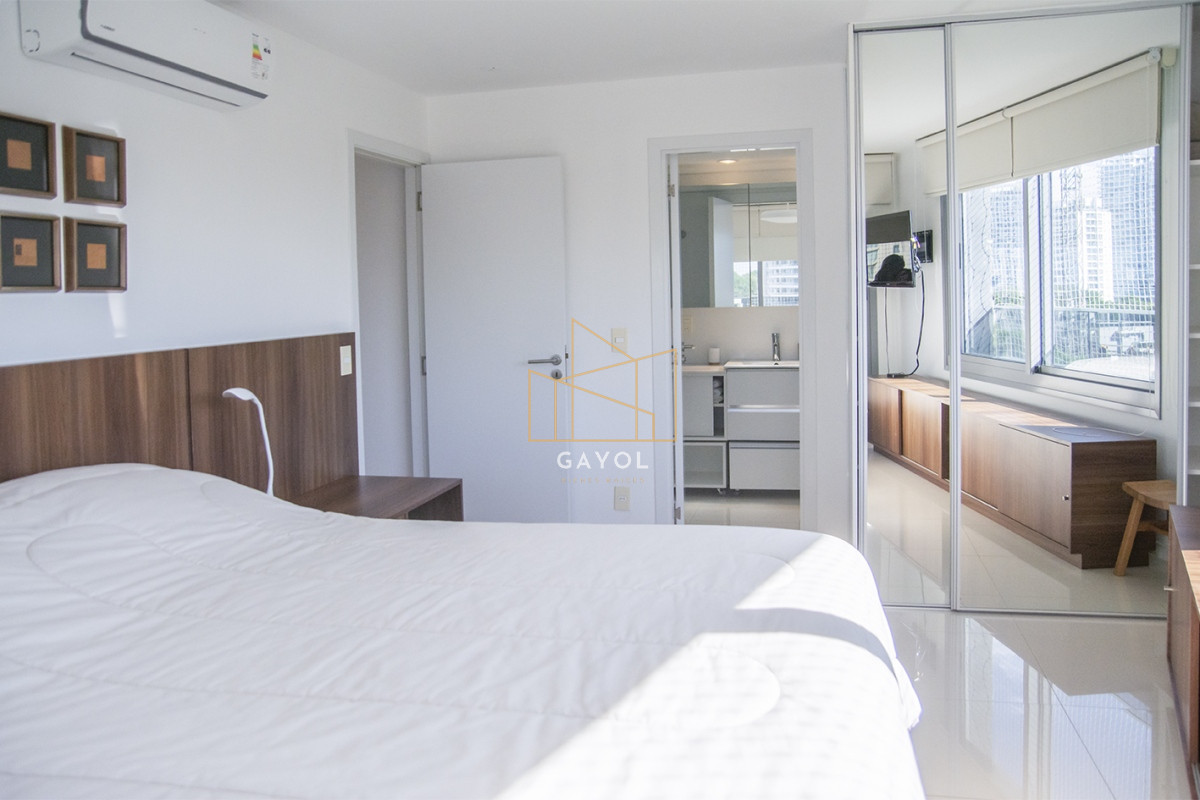 Apartamento ID.221 - Apartamento en venta en Torre esmeralda de 3 dormitorios , en Punta del Este