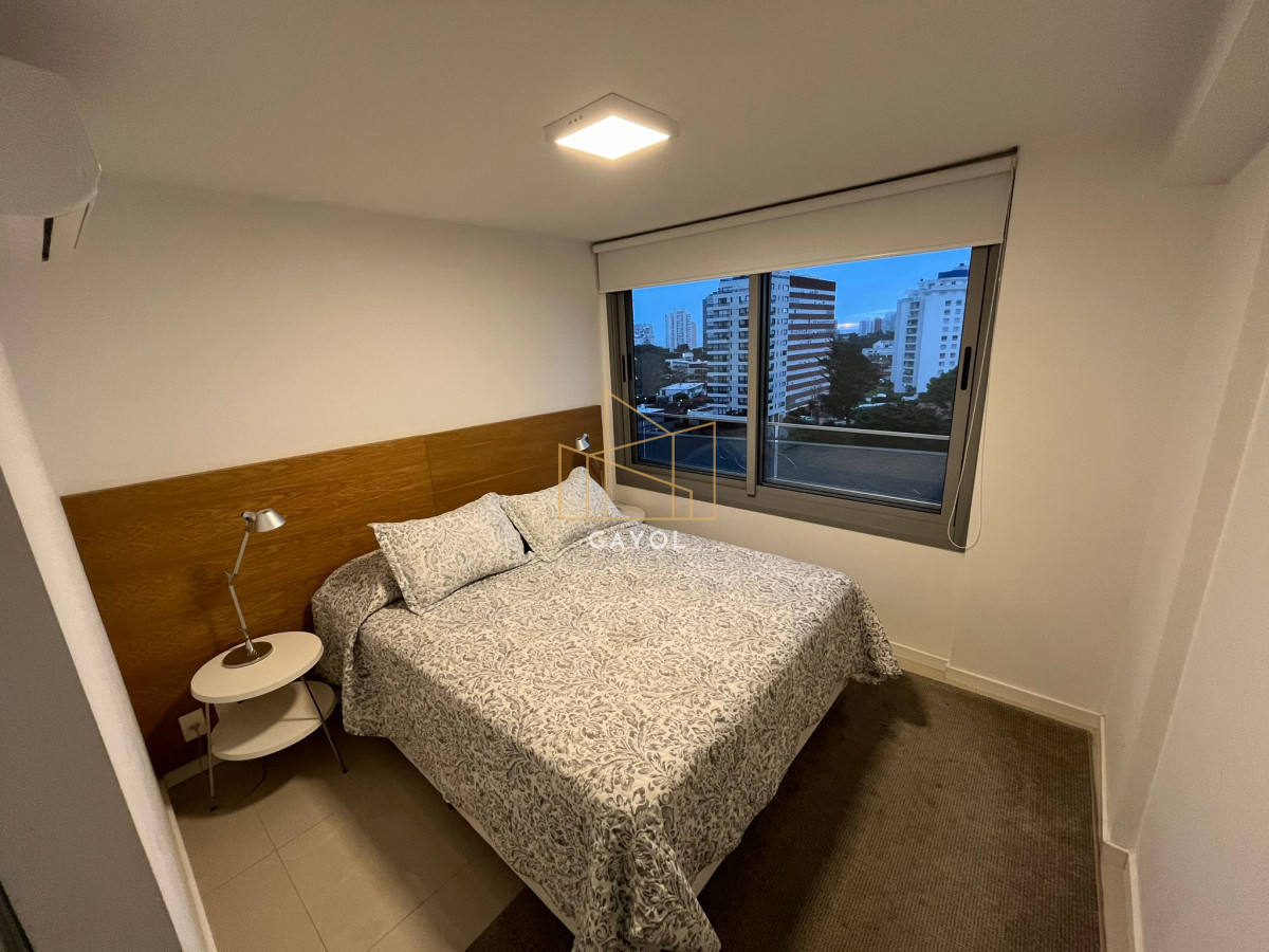 Apartamento ID.220 - Apartamento en Venta de 3 dormitorios en Aidy Grill , Punta del este 