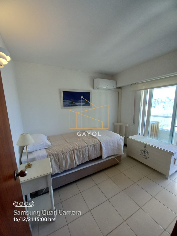 Apartamento ID.461 - Apartamento en venta de 2 dormitorios en Peninsula , Puerto , Punta del este 