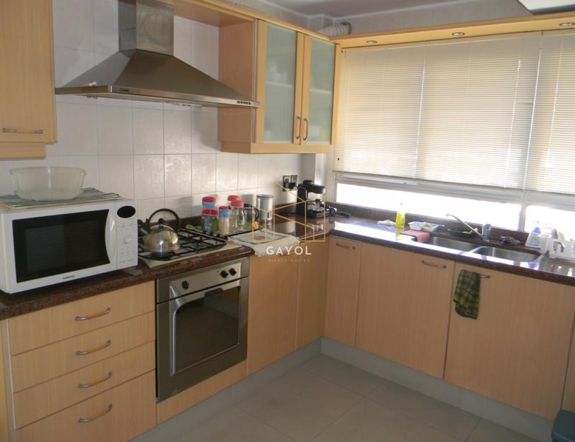 Apartamento ID.903 - Apartamento en venta con vista al puerto !