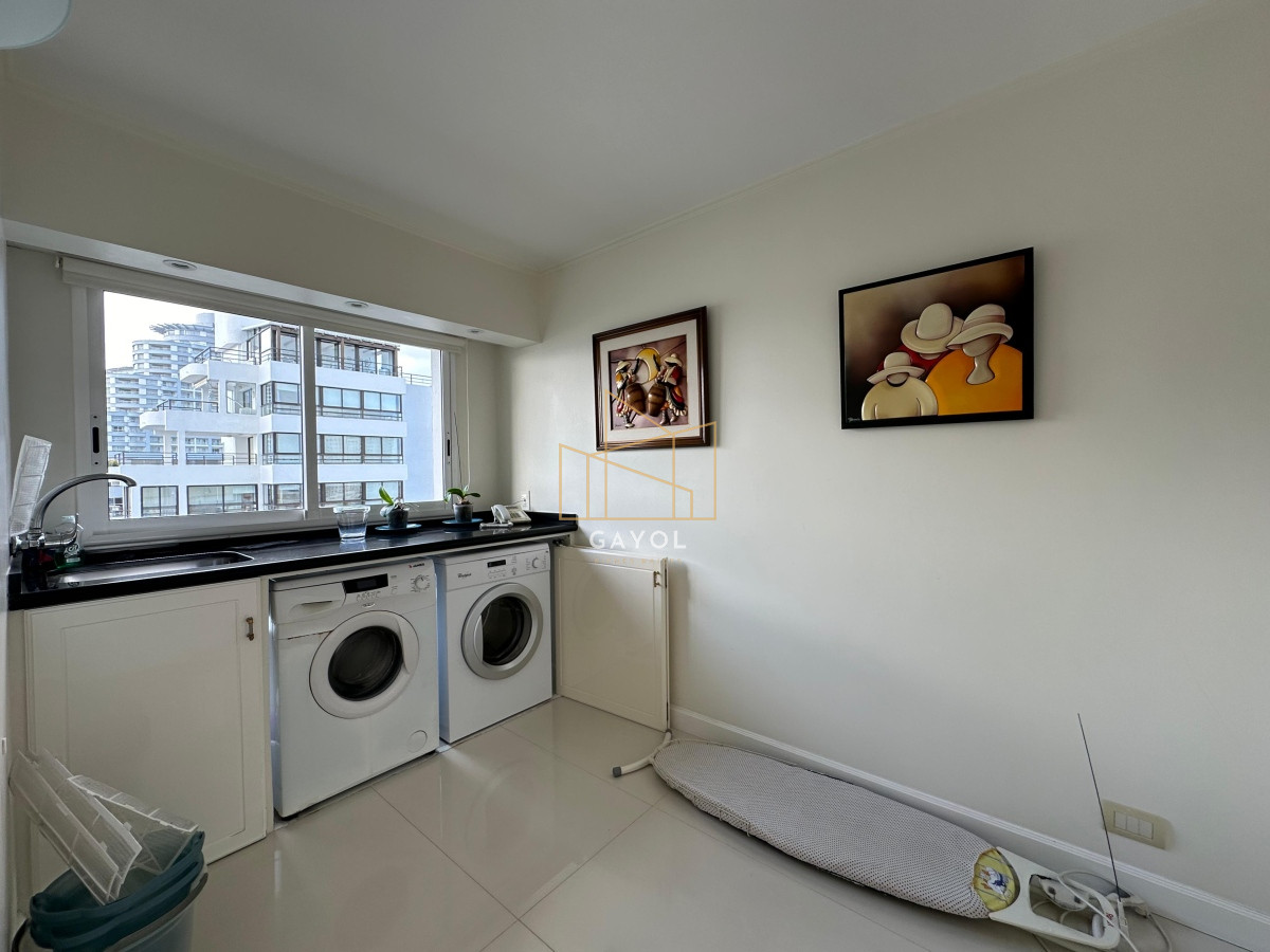 Apartamento ID.902 - Departamento en venta, 3 dormitorios en torre emblematica frente al mar