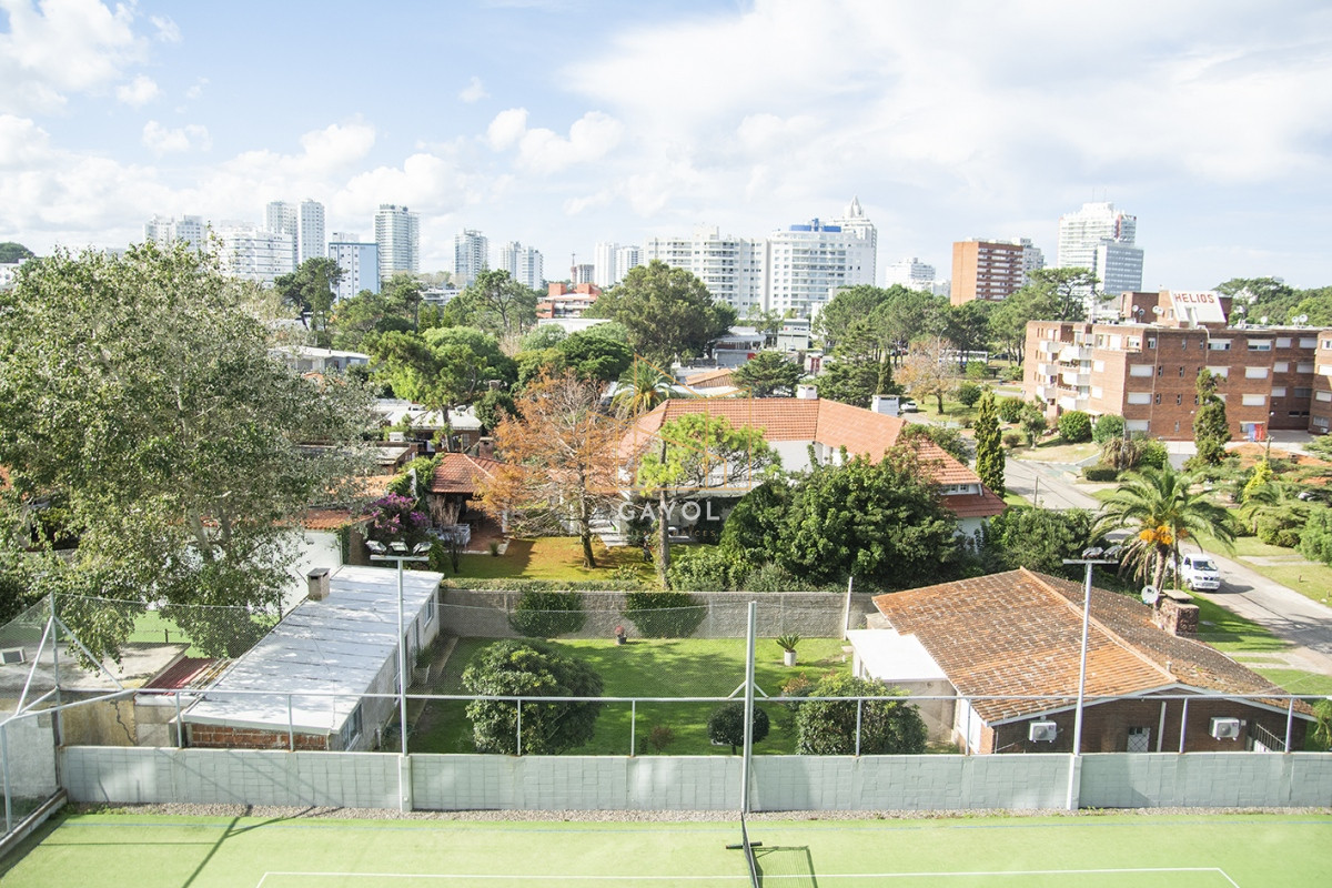 Apartamento ID.813 - Alexander Boulevard.Departamento de 2 dormitorios, en venta y alquiler.