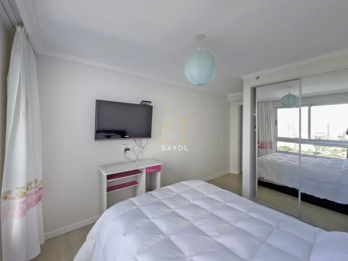 Apartamento ID.93 - Piso alto en venta en Ocean Drive - 2 dorm 2 baños