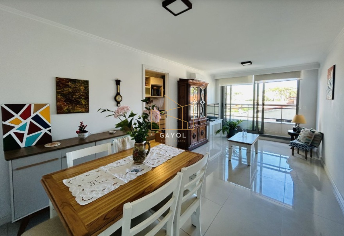 Apartamento ID.173 - Venta Apartamento 1 dormitorio en Punta del Este con todos los servicios a metros del Shopping