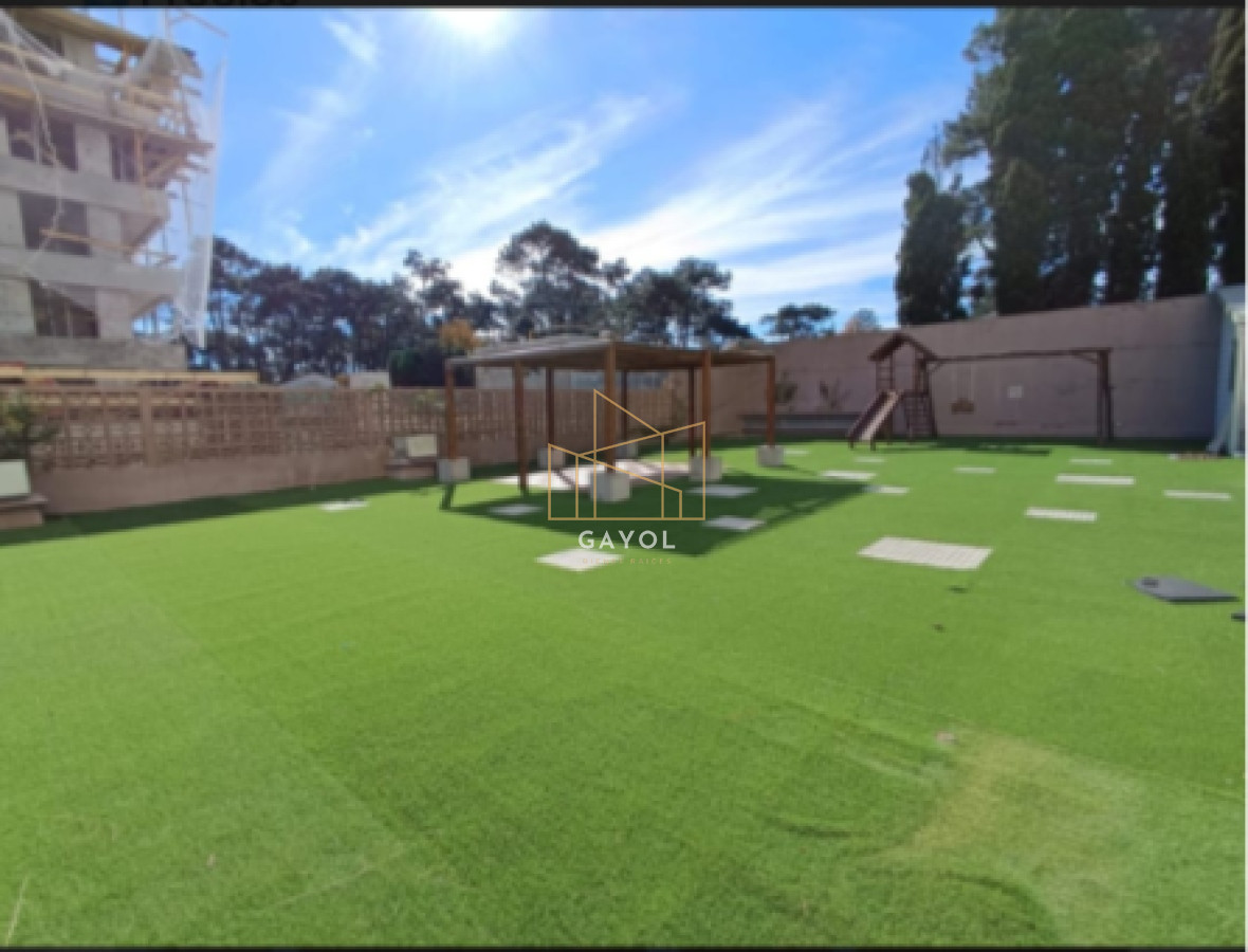 Apartamento ID.290 - Vende apartamento de 2 dormitorios en Roosevelt Punta del Este, con Balcon.