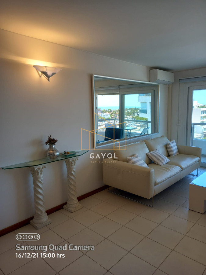 Apartamento ID.461 - Apartamento en venta de 2 dormitorios en Peninsula , Puerto , Punta del este 