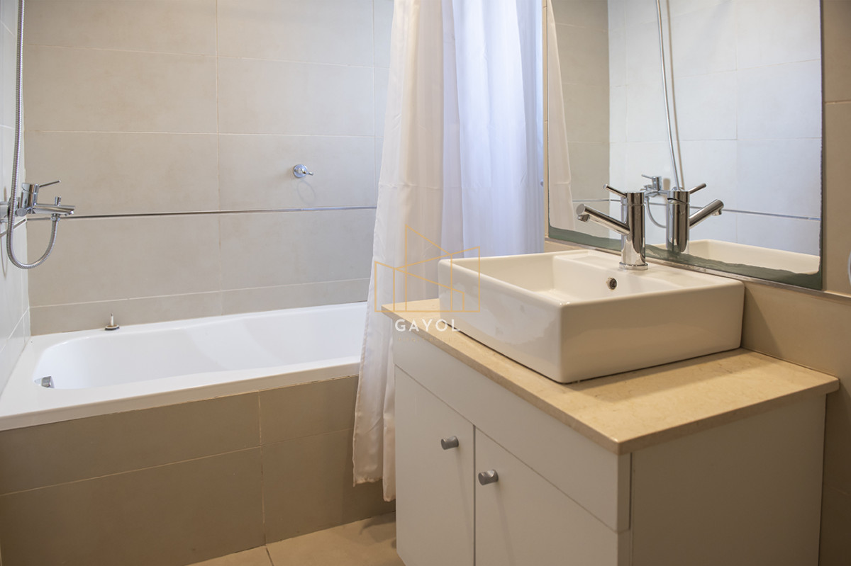 Apartamento ID.818 - Departamento de 2 dormitorios en venta proximo a Playa Mansa, Punta del Este