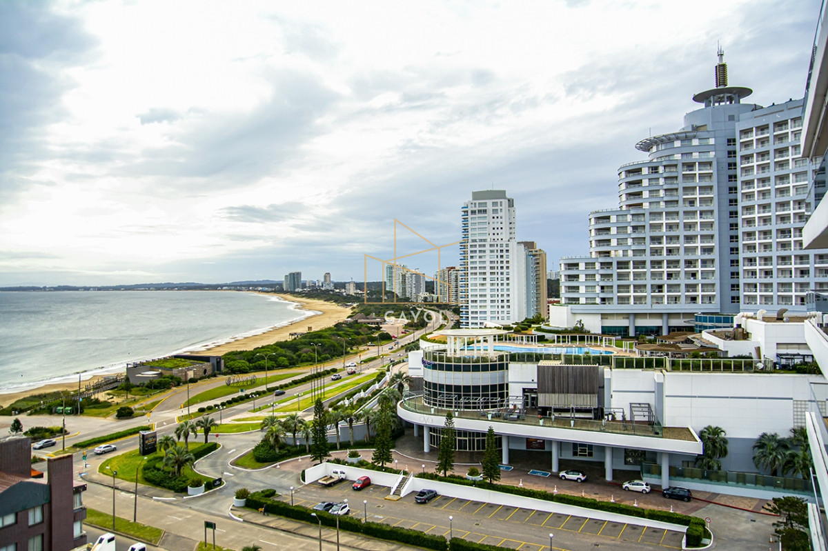 Apartamento ID.907 - Departamento de 4 dormitorios A ESTRENAR en venta en Torre Alexander Collection