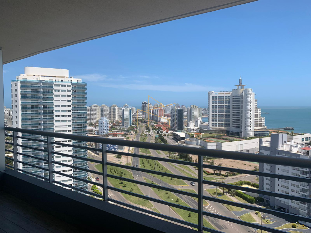 Apartamento ID.136 - Departamento de 2 suites en venta en Alexander Boulevard, Playa Mansa