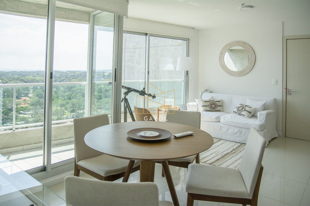 Apartamento ID.866 - Apartamento  de 2 dormitorio en Edificio Gala vista , Punta del este , Maldonado 