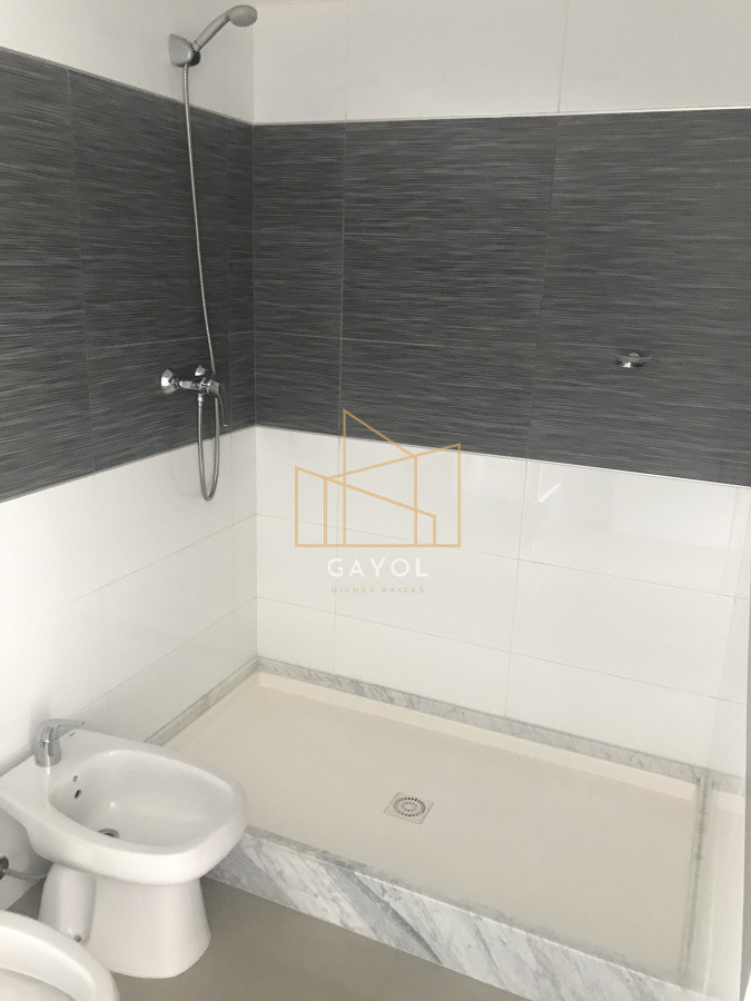 Apartamento ID.91 - Apartamento en Torre One II. Al frente. unidad de 1 dormitorio en Punta del Este 
