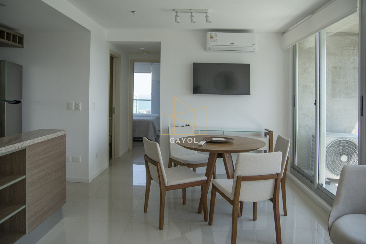 Apartamento ID.866 - Apartamento  de 2 dormitorio en Edificio Gala vista , Punta del este , Maldonado 
