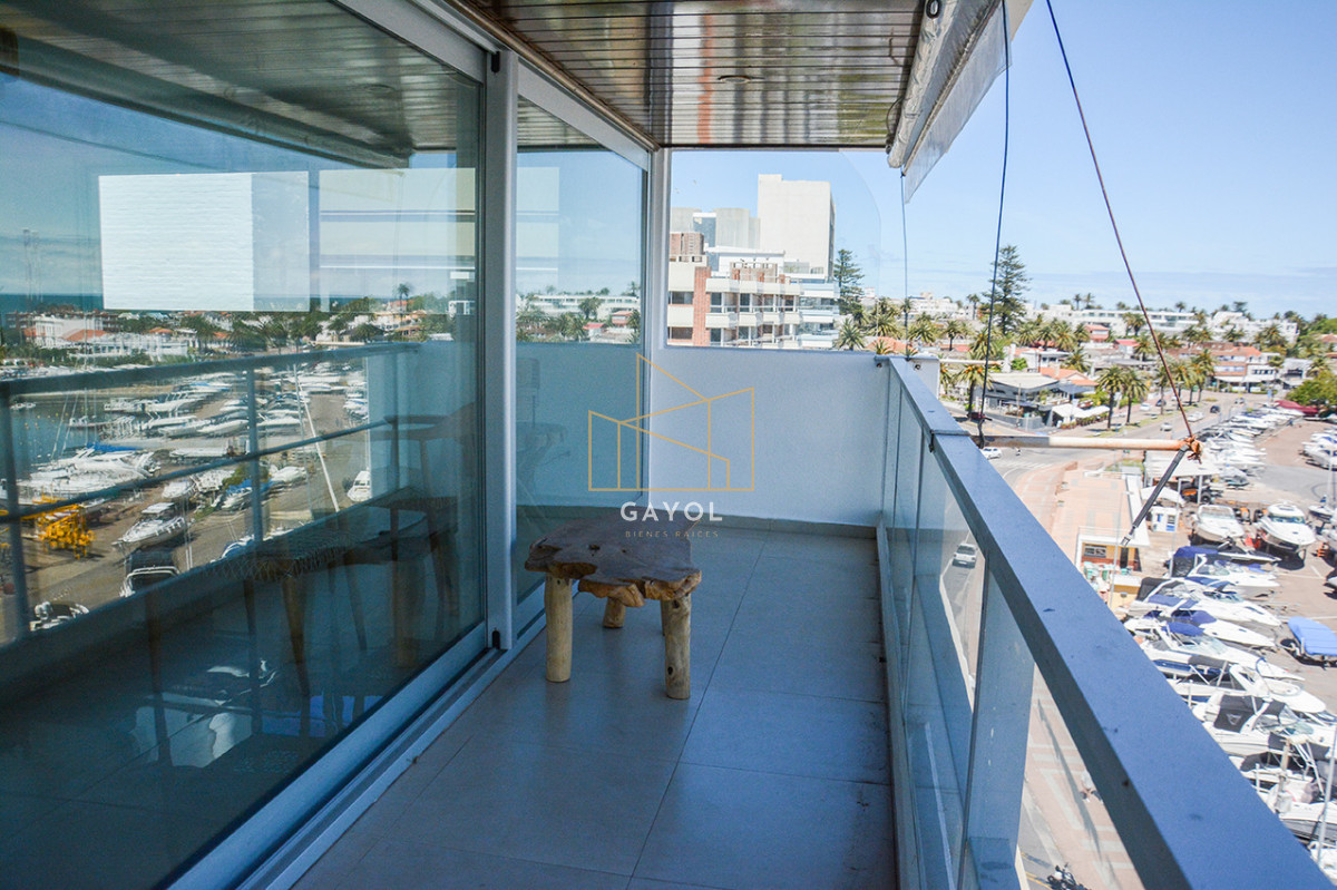 Apartamento ID.1028 - Espectacular apartamento en alquiler frente al puerto 