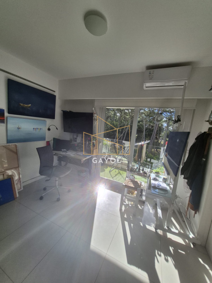 Apartamento ID.1312 - Apartamento en venta primera linea Playa Mansa Punta del Este 2 dormitorios