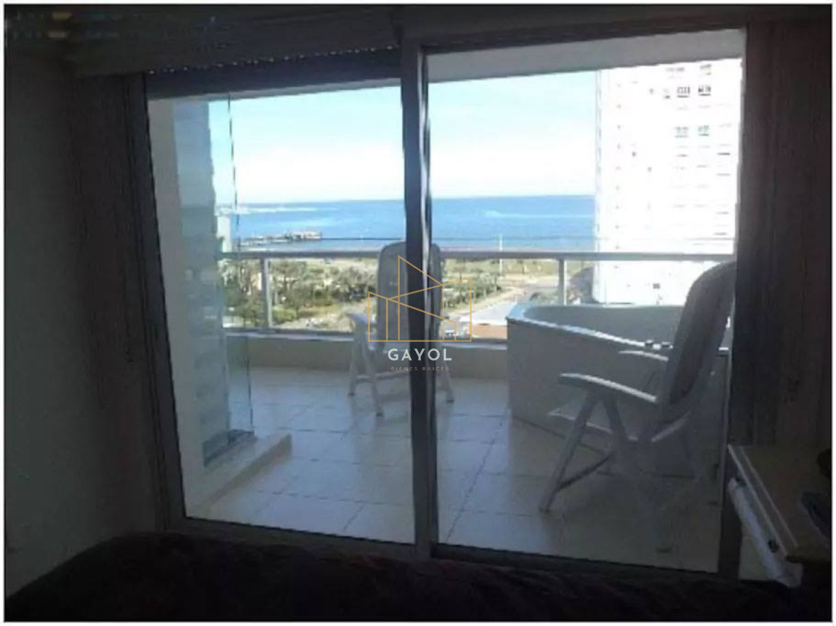Apartamento ID.460 - Departamento en venta en Seasons Tower, a metros del mar.
