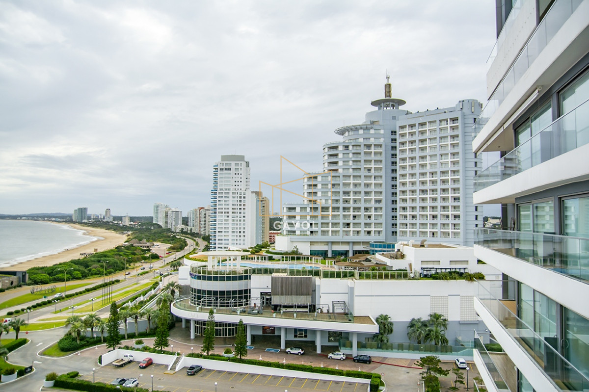 Apartamento ID.907 - Departamento de 4 dormitorios A ESTRENAR en venta en Torre Alexander Collection