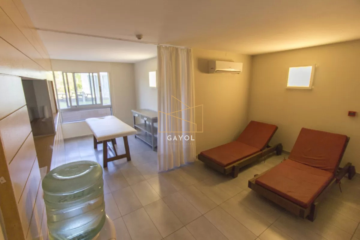 Apartamento ID.93 - Piso alto en venta en Ocean Drive - 2 dorm 2 baños