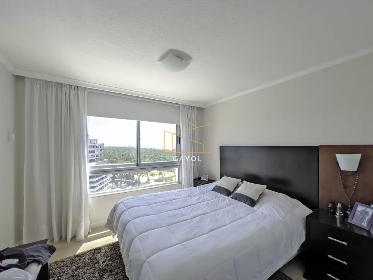 Apartamento ID.93 - Piso alto en venta en Ocean Drive - 2 dorm 2 baños