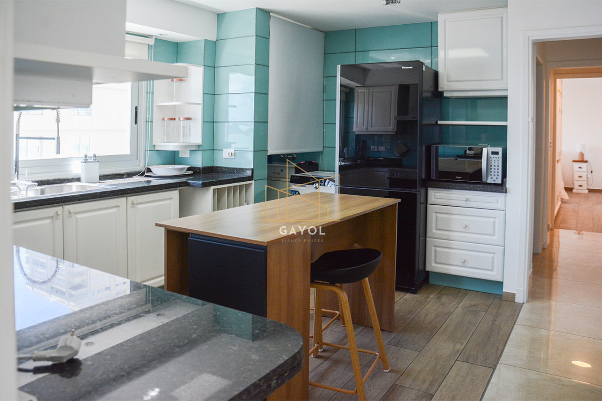Apartamento ID.1028 - Espectacular apartamento en alquiler frente al puerto 
