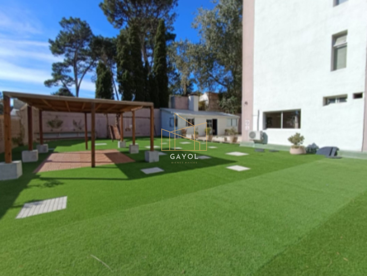 Apartamento ID.290 - Vende apartamento de 2 dormitorios en Roosevelt Punta del Este, con Balcon.
