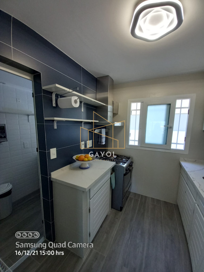 Apartamento ID.461 - Apartamento en venta de 2 dormitorios en Peninsula , Puerto , Punta del este 