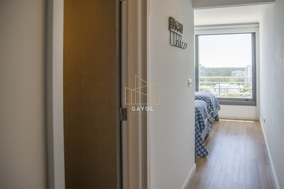 Apartamento ID.136 - Departamento de 2 suites en venta en Alexander Boulevard, Playa Mansa