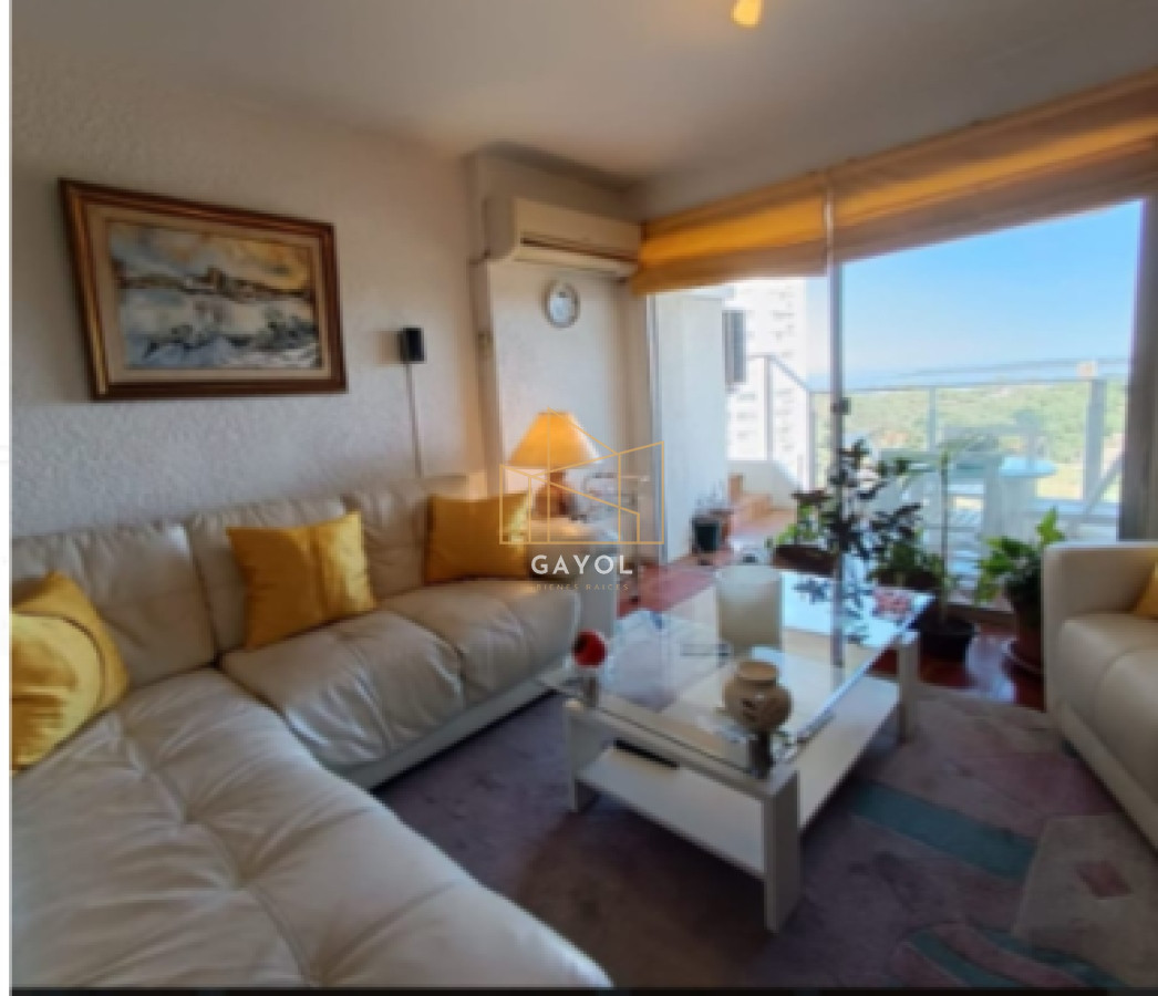 Apartamento ID.290 - Vende apartamento de 2 dormitorios en Roosevelt Punta del Este, con Balcon.