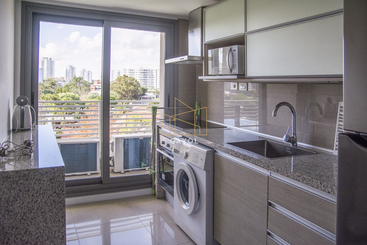 Apartamento ID.813 - Alexander Boulevard.Departamento de 2 dormitorios, en venta y alquiler.