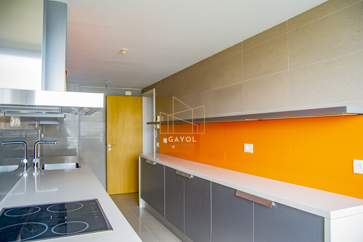 Apartamento ID.907 - Departamento de 4 dormitorios A ESTRENAR en venta en Torre Alexander Collection