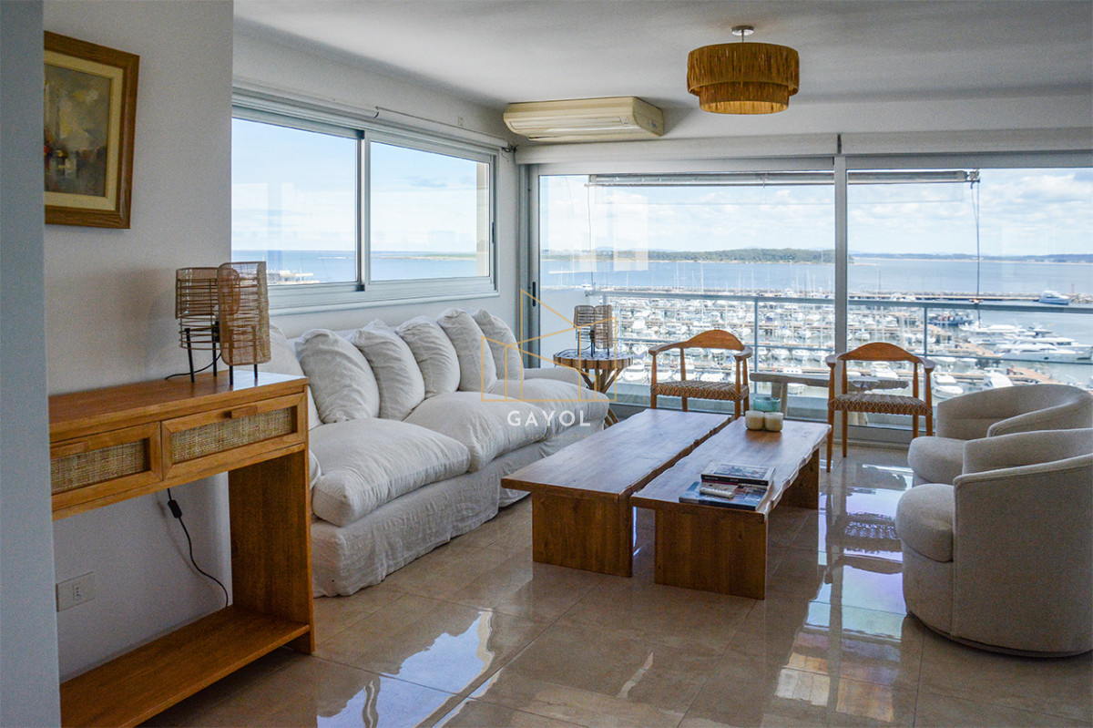 Apartamento ID.1028 - Espectacular apartamento en alquiler frente al puerto 