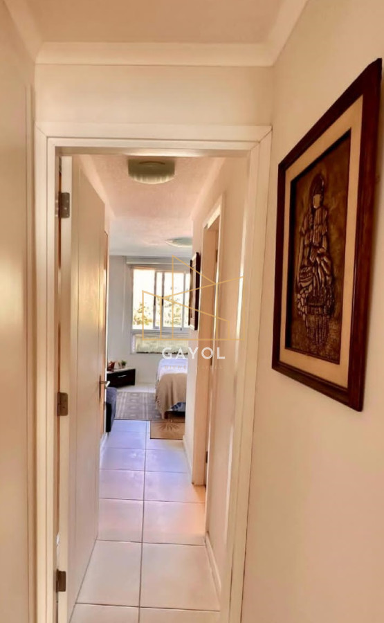 Apartamento ID.351 - Se vende excelente apartamento con vista inigualable en Roosevelt, Punta del Este, de 2 dormitorios.