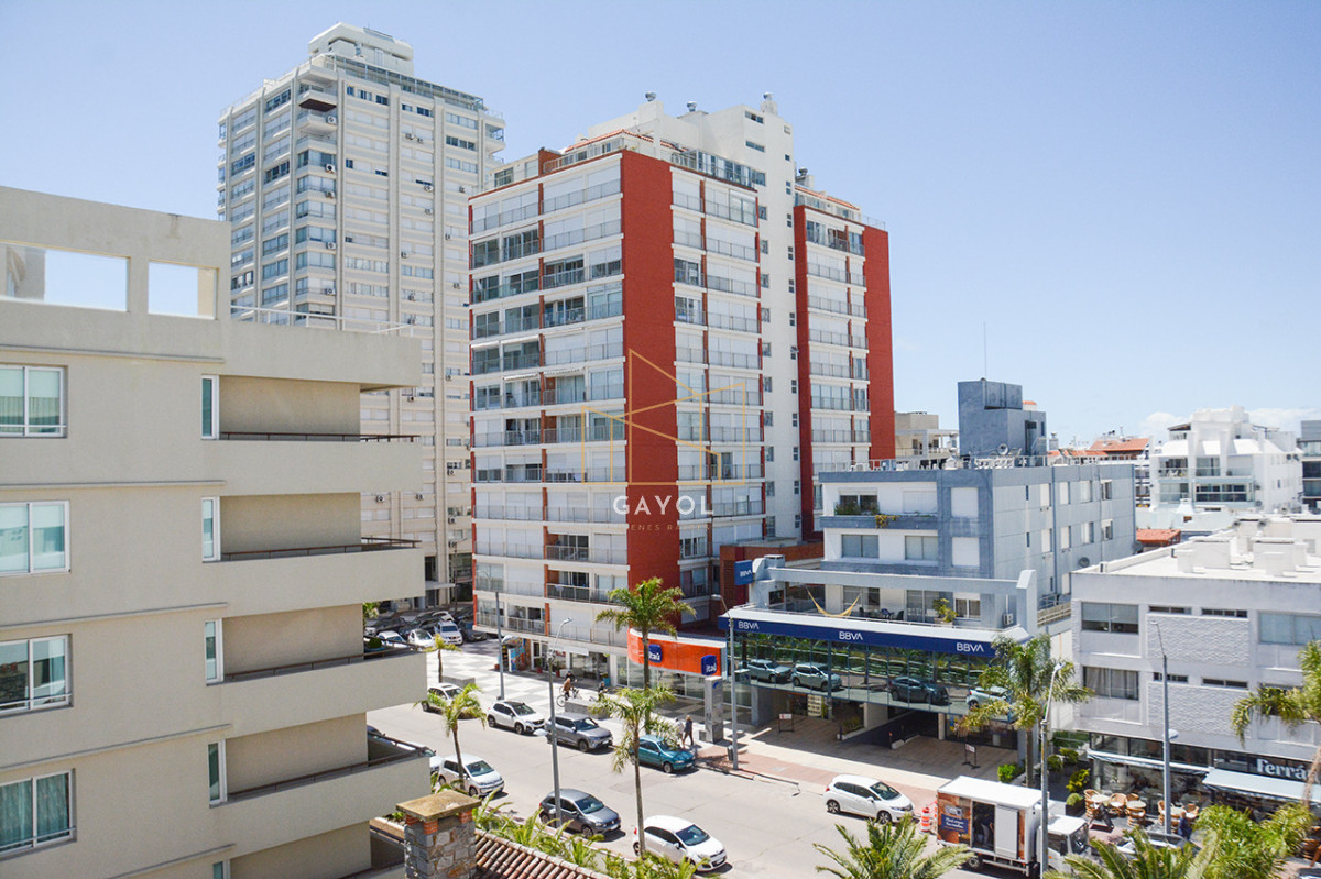 Apartamento ID.1028 - Espectacular apartamento en alquiler frente al puerto 