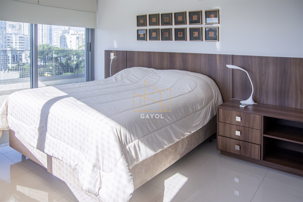 Apartamento ID.221 - Apartamento en venta en Torre esmeralda de 3 dormitorios , en Punta del Este
