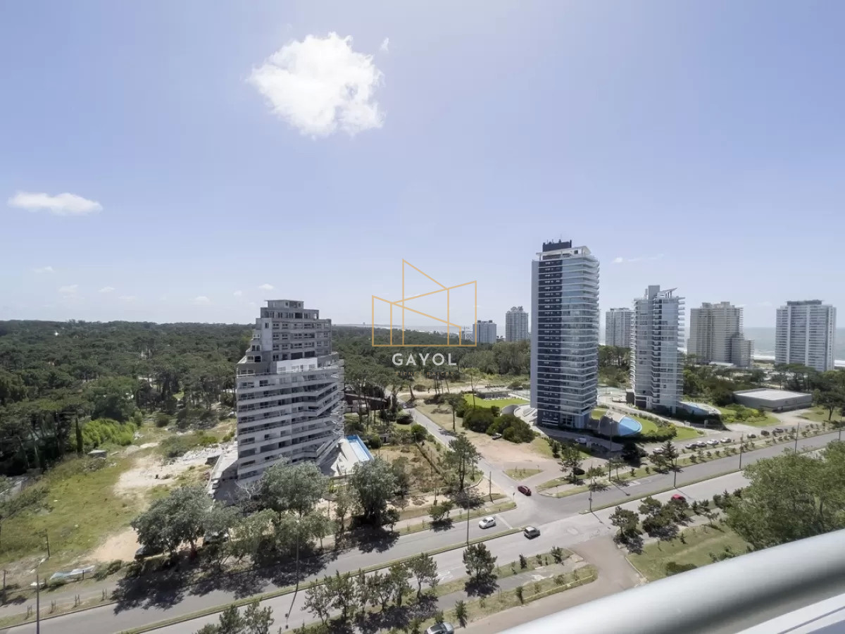 Apartamento ID.93 - Piso alto en venta en Ocean Drive - 2 dorm 2 baños
