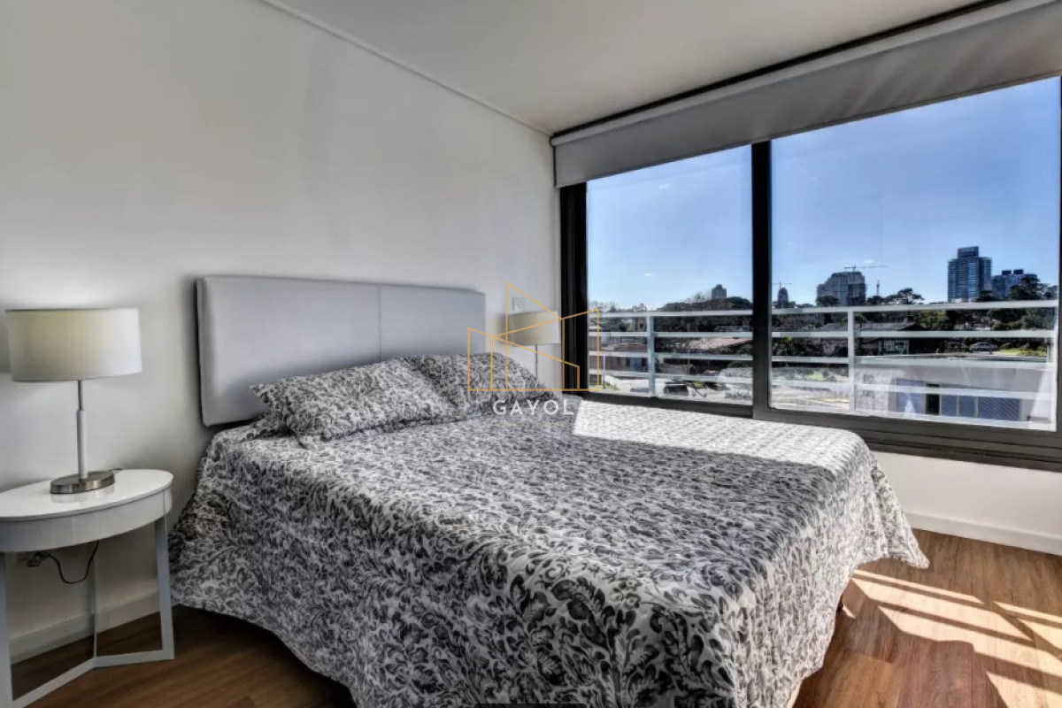 Apartamento ID.974 - A pasos de Playa Mansa, Alexander Boulevard. 