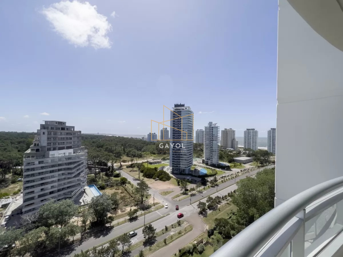 Apartamento ID.93 - Piso alto en venta en Ocean Drive - 2 dorm 2 baños