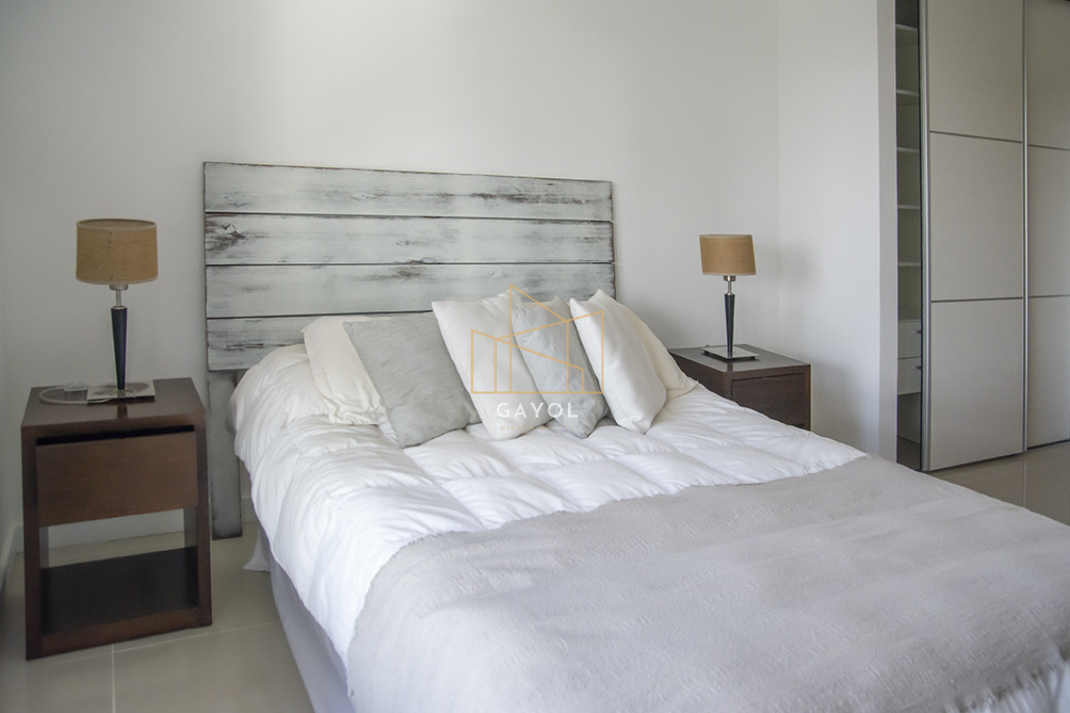 Apartamento ID.223 - Excelente departamento en venta, 3 dormitroios. Punta del Este