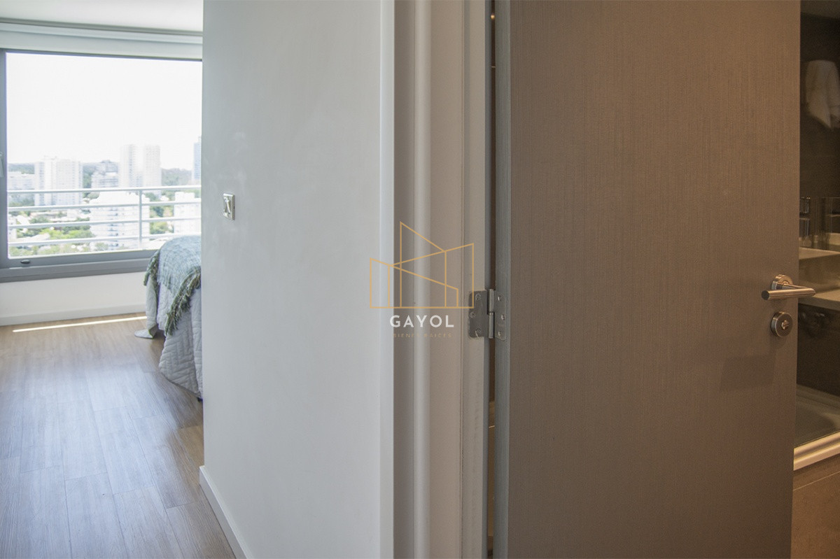 Apartamento ID.136 - Departamento de 2 suites en venta en Alexander Boulevard, Playa Mansa