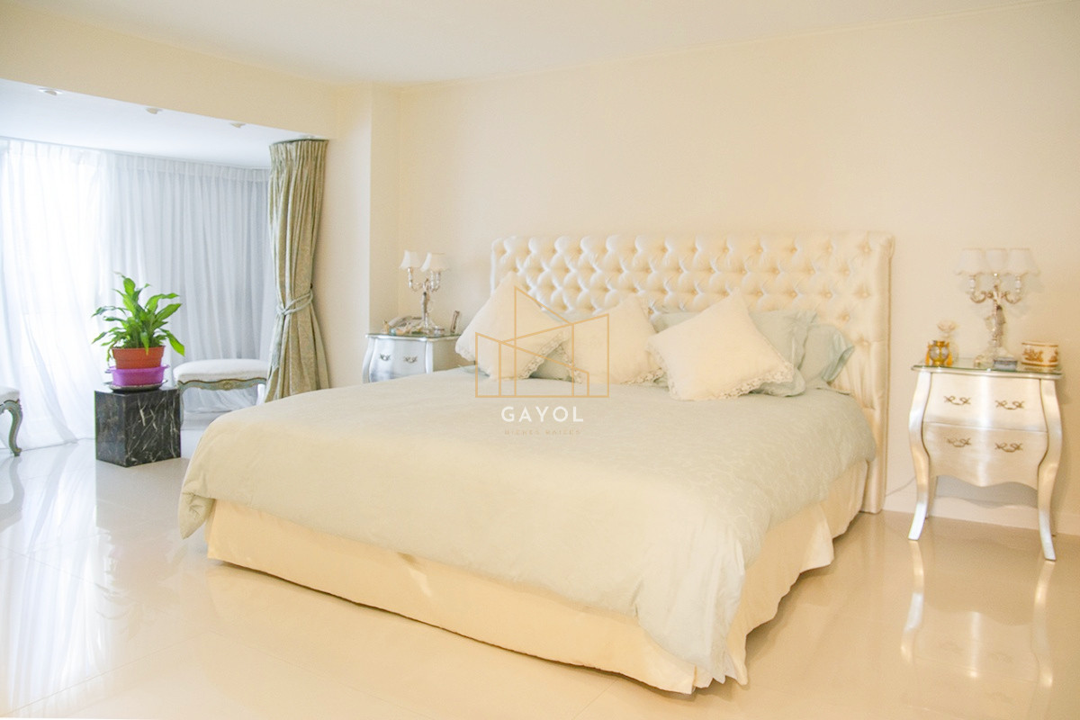 Apartamento ID.902 - Departamento en venta, 3 dormitorios en torre emblematica frente al mar