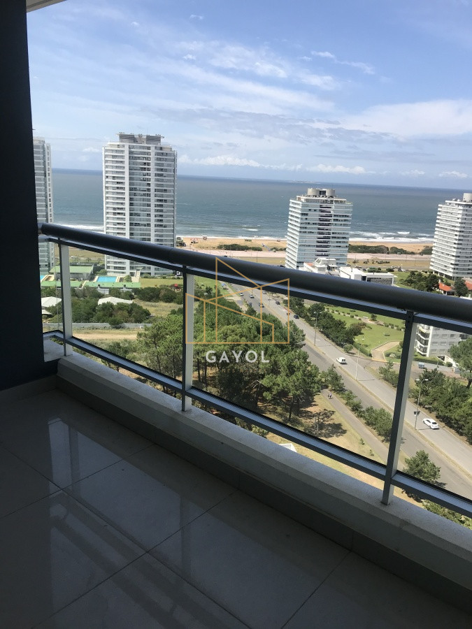 Apartamento ID.91 - Apartamento en Torre One II. Al frente. unidad de 1 dormitorio en Punta del Este 